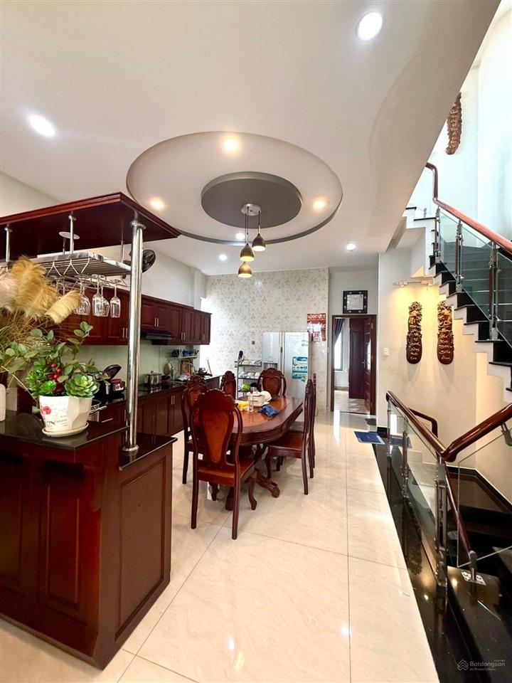 Mặt tiền kinh doanh 110m2 lê văn lương, 11,5 tỷ, cạnh làng đại học