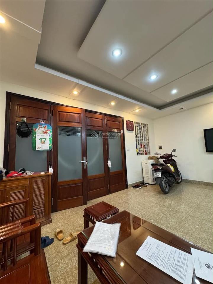 Sale sốc nhà 5 tầng đống đa 7 tỷ 8 không có căn thứ 2!