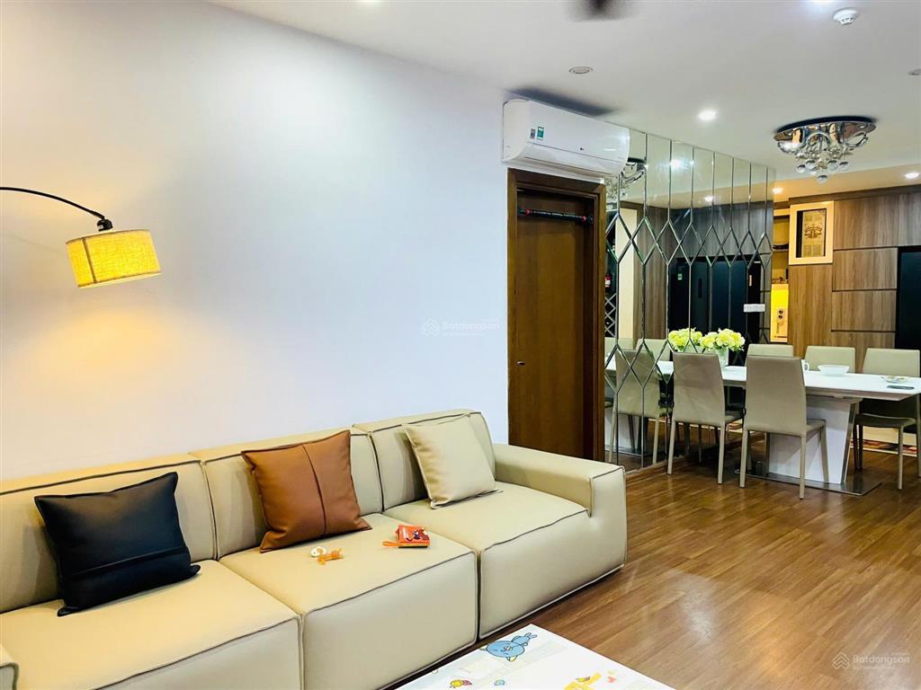 Cho thuê cc 3pn, 2wc, 136m2 tầng trung hướng mát tại dự án học viện quốc phòng, 15 triệu vnd