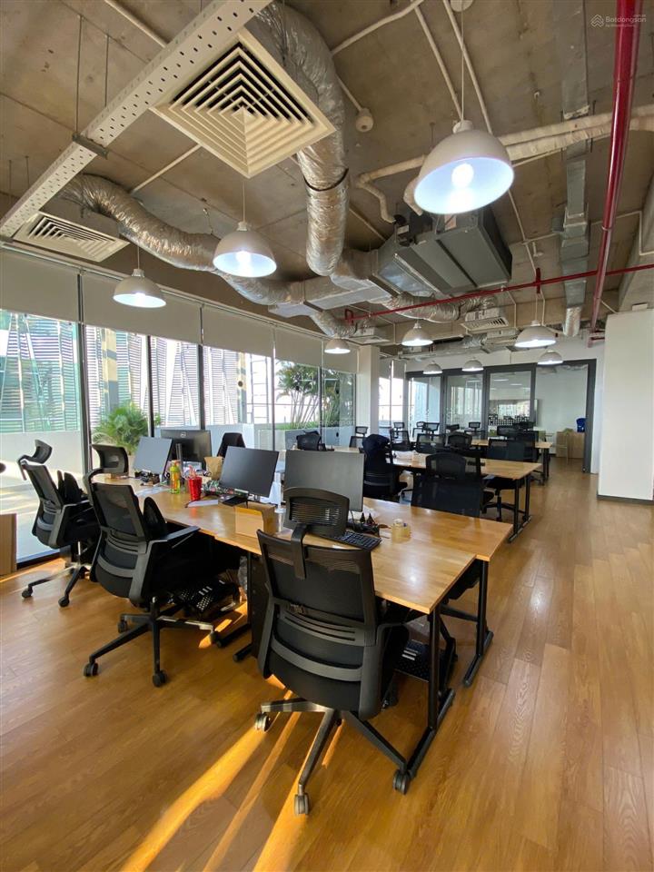 Cho thuê vp q1 ~ 49tr, với 160m2, gần sai gon centre, bitexco financial tower