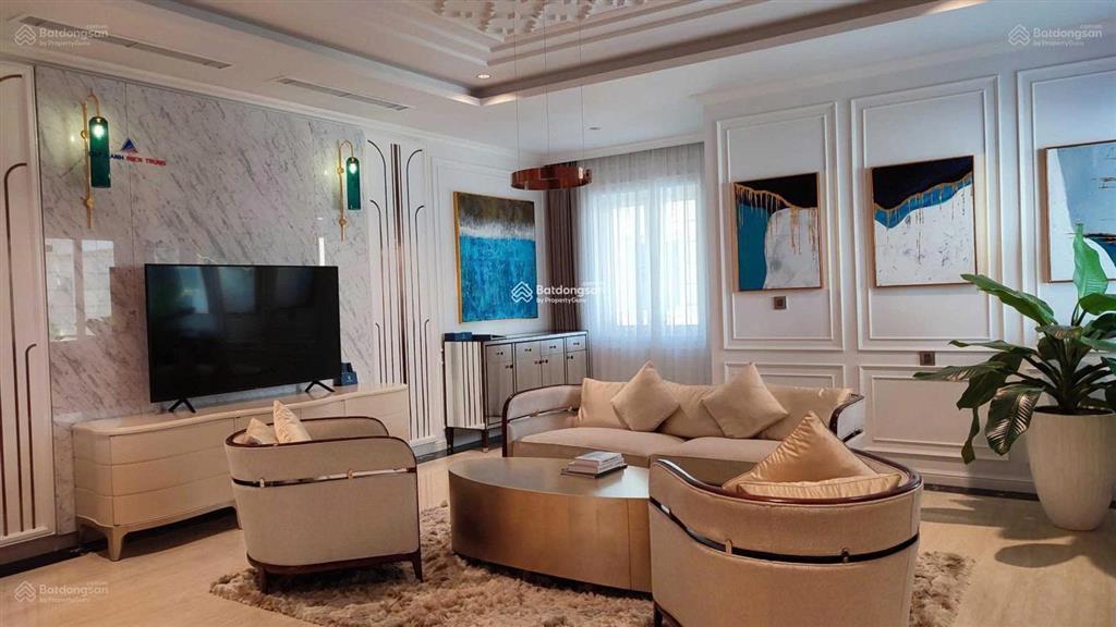 Đừng để tiền "ngủ quên" sở hữu ngay "cỗ máy in tiền" regal pavillon sổ hồng trao tay!