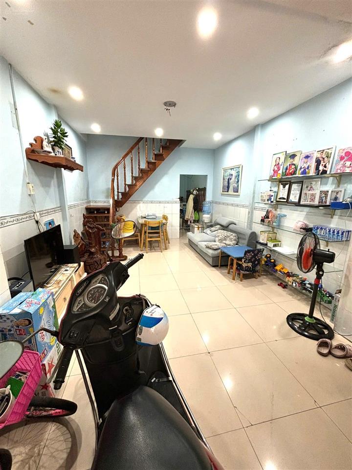 Nhà chợ tân hương gò dầu tân phú  hẻm 6m  40m  nhỉnh 4 tỷ xíu xiu