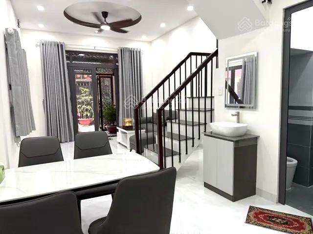Nhà tây thạnh tân phú  hẻm xh ngay nhà  56m vuông vức  5 tỷ hơn xíu