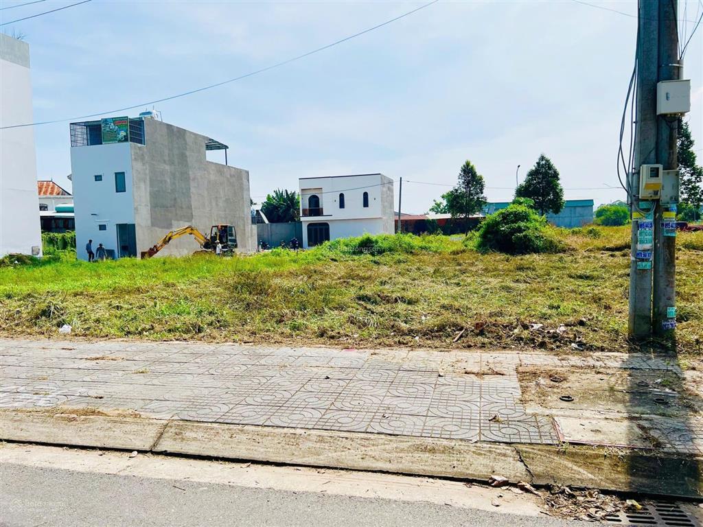 Bán gấp đất tại hồ tri tân, long điền, 2,35 tỷ, 108,1m2