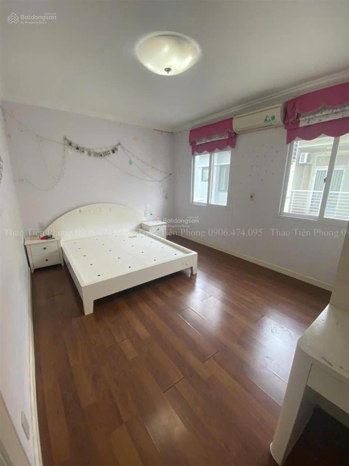 Cho thuê biệt thự splendora 210m2, sân vườn đẹp, nội thất cơ bản, nhà sạch đẹp, vào ở đc ngay, 25tr