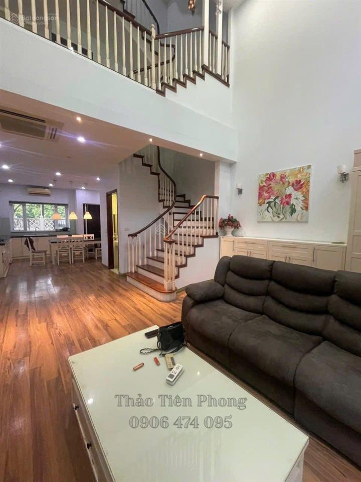 Cho thuê liền kề splendora 103m2, full nội thất đẹp, vào ở đc luôn, giá 20tr có thương lượng