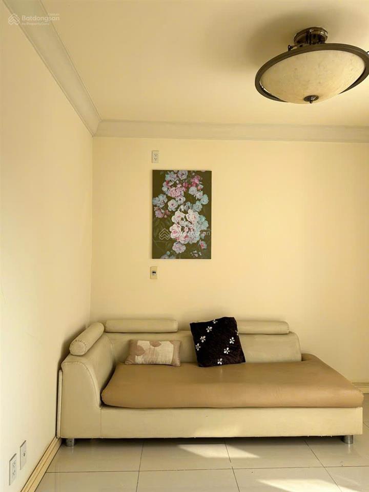 Cho thuê liền kề splendora, 129m2, nhà full đồ, vườn xanh mát cực rộng, 18tr có thg lượng, sẵn xem