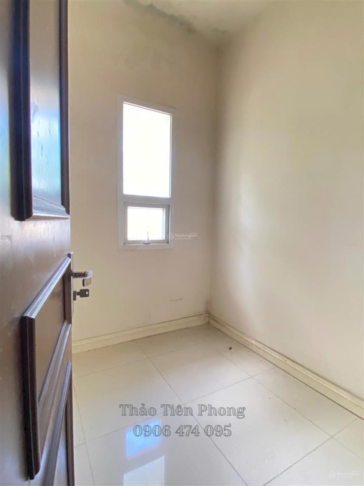 Cho thuê liền kề splendora, 126m2, nhà nội thất cơ bản, vào ở đc ngay, 16trieu