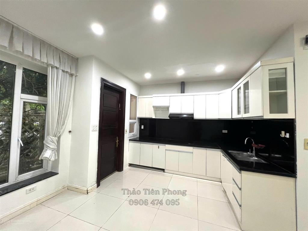 Cho thuê liền kề splendora  103m², full đồ, sẵn chìa khóa xem nhà, 18trieu