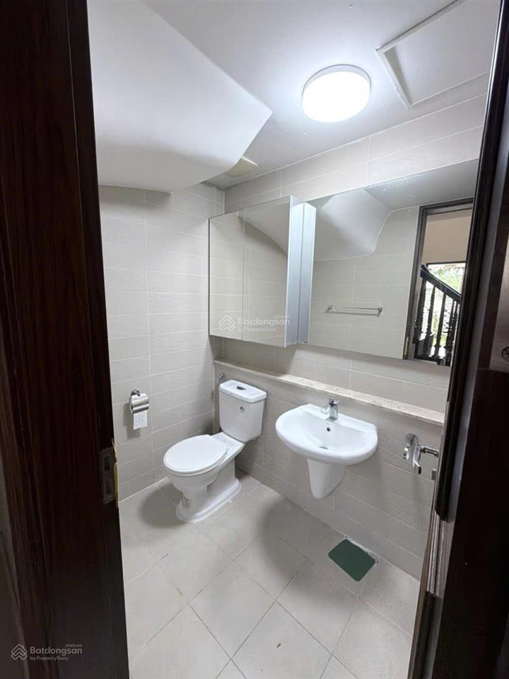 Cho thuê liền kề splendora 103m2, nội thất cơ bản, nhà thoáng, 19tr/th, sẵn ở