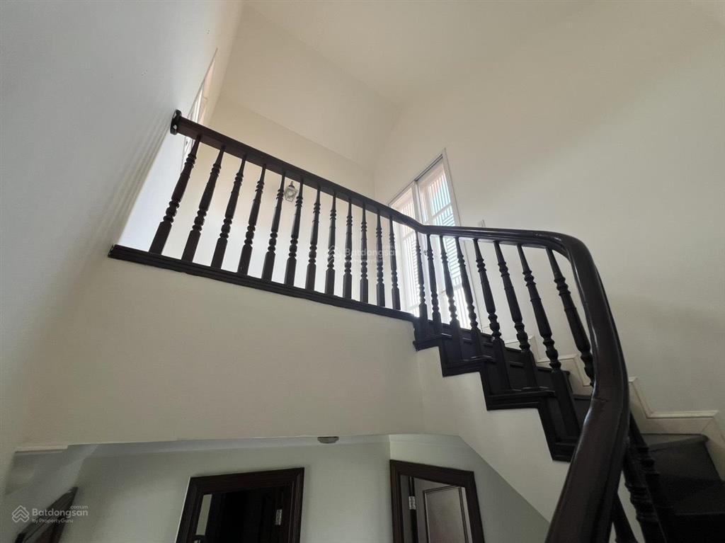 Cho thuê liền kề splendora 103m2, 15tr/tháng, nhà nội thất cơ bản, sạch sẽ, sẵn ở