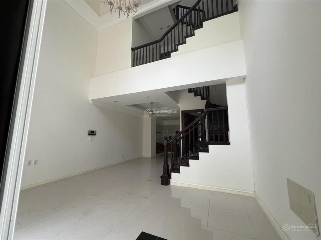 Cho thuê liền kề splendora 103m2, 15tr/tháng, nhà nội thất cơ bản, sạch sẽ, sẵn ở