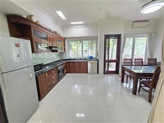 Cho thuê liền kề splendora 126m2 4pn nhà gần đủ đồ, 18tr/th, nhà thoáng sạch