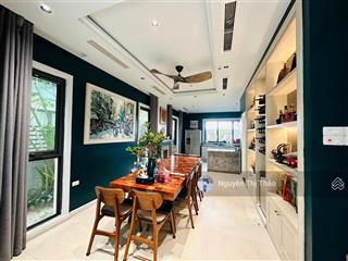 Bán btsl vinhomes thăng long 130m2, sân vườn rộng, nhà sửa đẹp, sổ đỏ, giá sốc 184tr/m2