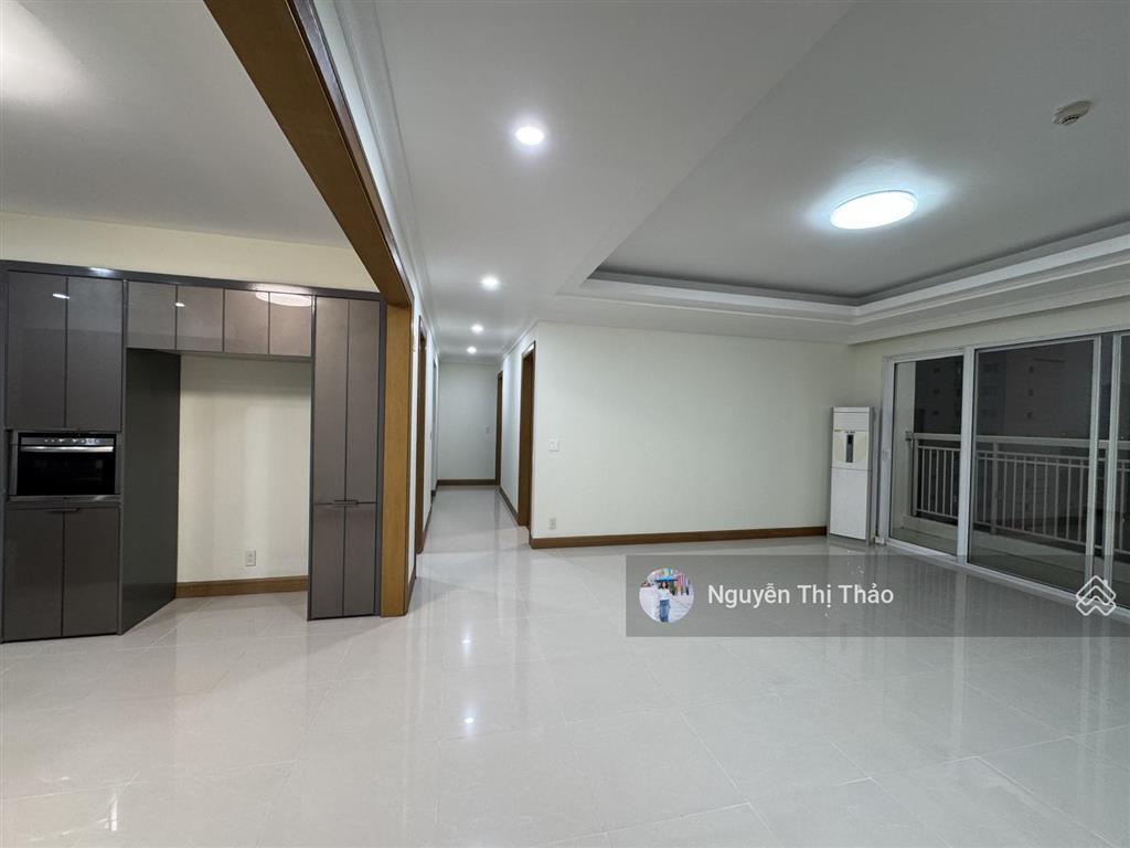 Bán chung cư splendora, 178m2 4n3wc, 13 tỷ, sổ đỏ, tầng trung, ban công nam, view nhìn bể bơi