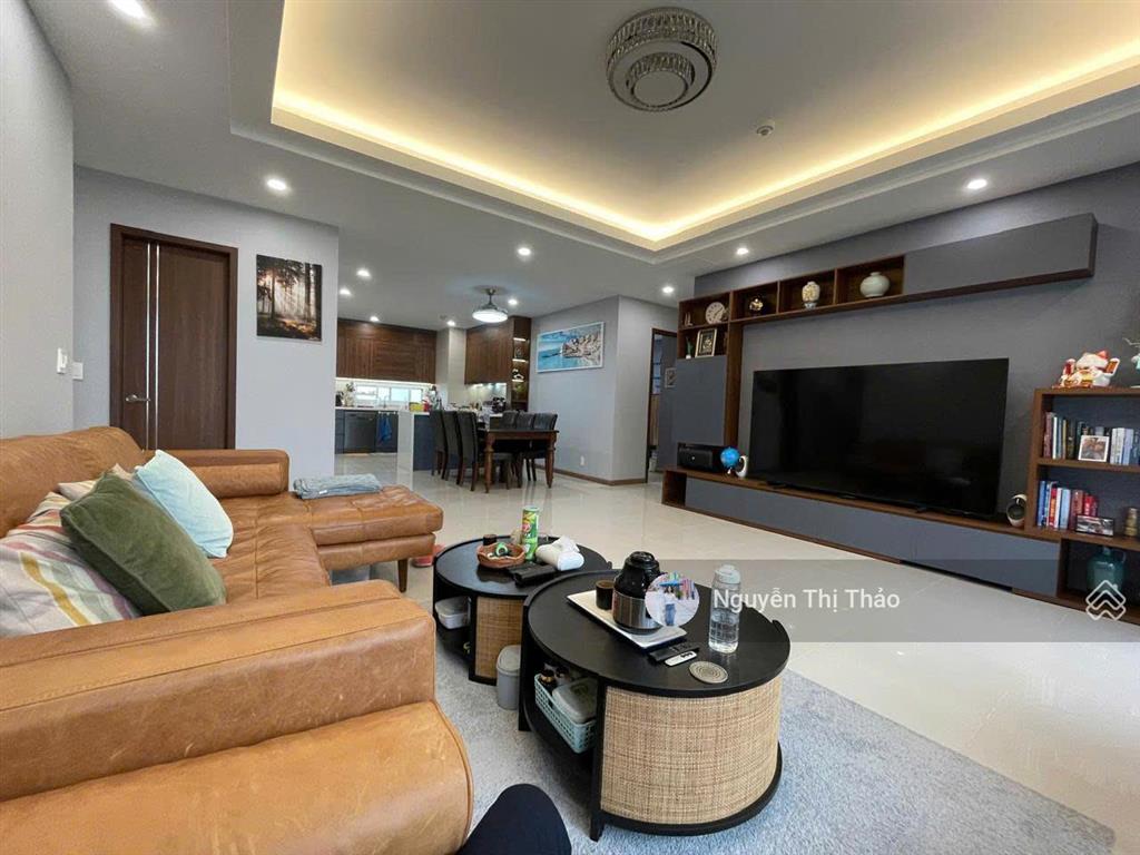 Cho thuê chung cư splendora 178m2 4n3wc, tầng cao, full đồ xịn, 25tr, view bể bơi