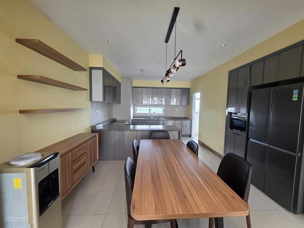 Cho thuê chung cư splendora 178m2 4pn 3wc full nội thất đẹp, 28tr/th, tầng trung view thoáng