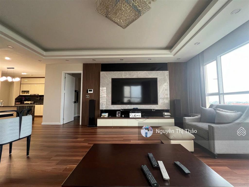 Bán chung cư splendora 150m2 đã sửa đẹp, 9,x tỷ có tl, ban công đn view nội khu thoáng mát, sổ đỏ