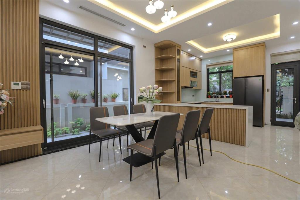 Biệt thư starlake  tây hồ tây