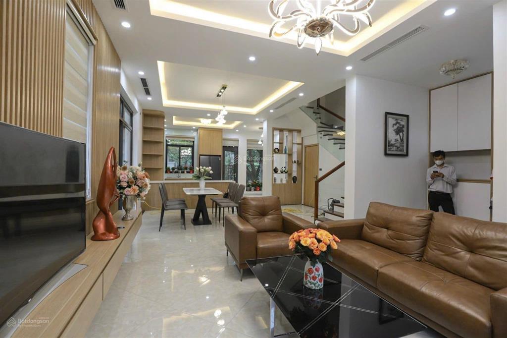 Biệt thư starlake  tây hồ tây