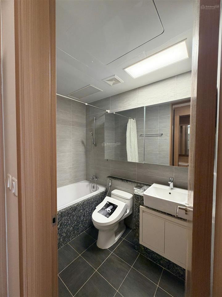 Bán nhanh 2pn 2vs 70m2 view nội khu ct2 bộ công an chỉ 5,7 tỷ có thương lượng  0345 431 ***