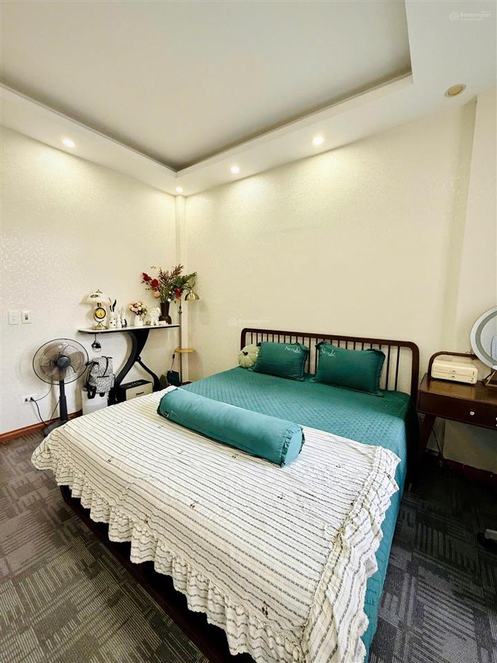 Bán nhà kim giang 44.8m x 4 tầng  full thổ cư  sổ đỏ nét vị trí ngõ 908 kim giang, cách tr