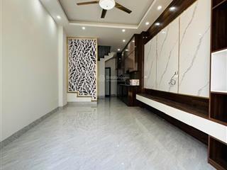 Chính chủ bên vp e mở bán căn lk mới hoàn thiện xong nhờ ae bán giúp vị trí trung tâm sầm uất