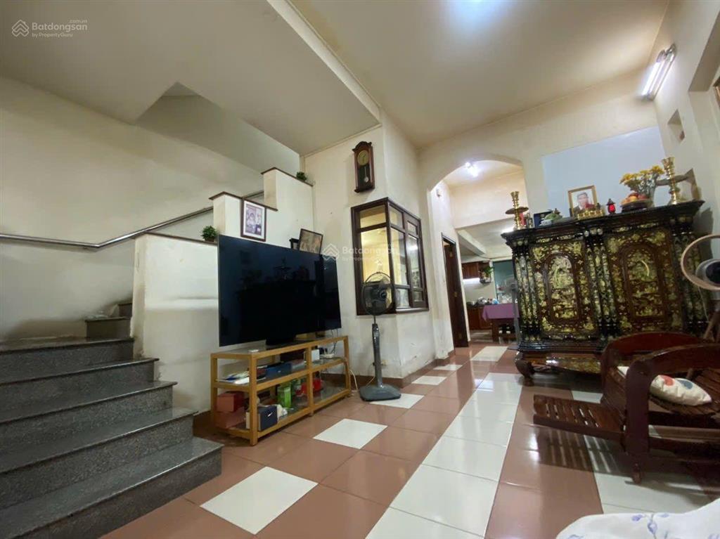 Bán nhà cách mạng tháng tám 175m²  biệt thự ngang 7m  lệch tầng  quận 10  giá 30.5 tỷ