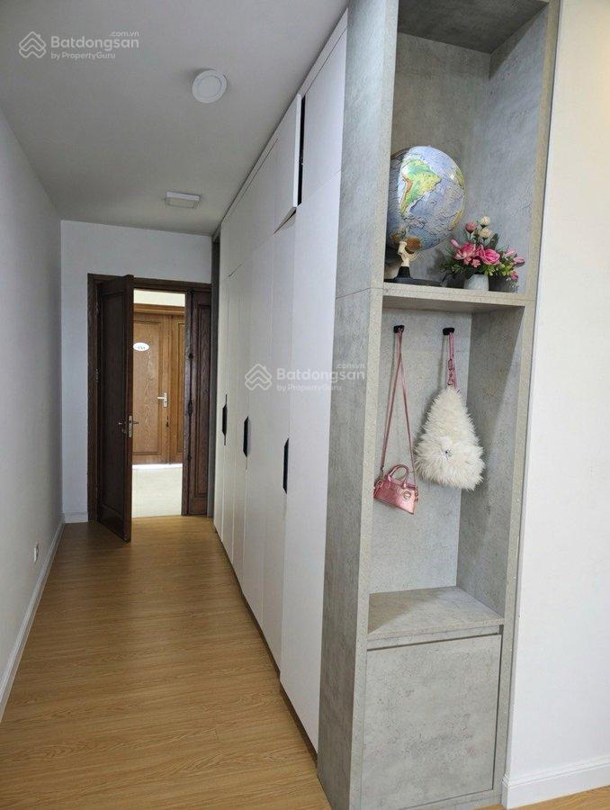 Bán chung cư thành phố giao lưu, 76m2, 3 ngủ, full nội thất. 5,9 tỷ.  0979 497 ***