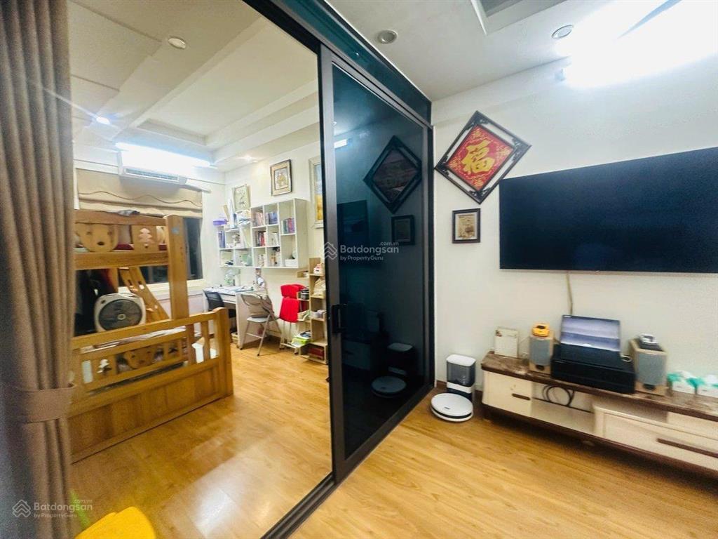 Chung cư cao cấp khu vip nghĩa đô 115m2 3pn full nội thất chỉ 6,59 tỷ. 0979 497 ***