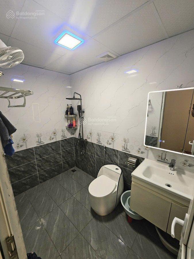 Căn hộ đẹp tiện ích đầy đủ cộng đồng văn minh cực chất 4,95 tỷ, 62m2, 2pn. full nội thất 0979 497 ***