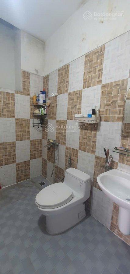 8,15 tỷ sở hữu nhà trung tâm 5 tầng cực đẹp 31m2 5 tầng ngõ thông. 0979 497 ***