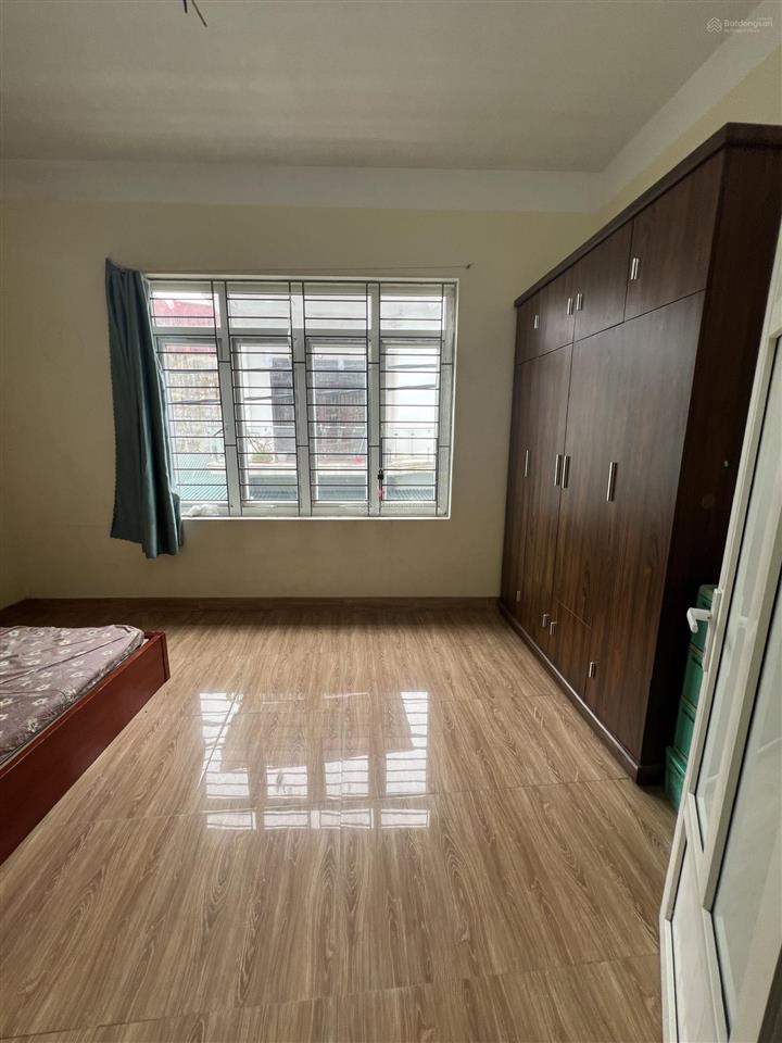 Thuê nhà nguyên căn giá rẻ 60m *3 tằng