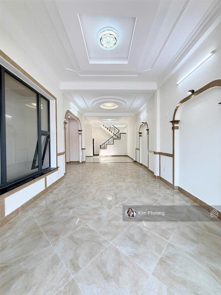 Chính chủ bán nhanh nhà 2 tầng + 1 hầm mặt tiền ngô quyền, dtsd 161m², gần biển, nhà mới vào ở ngay