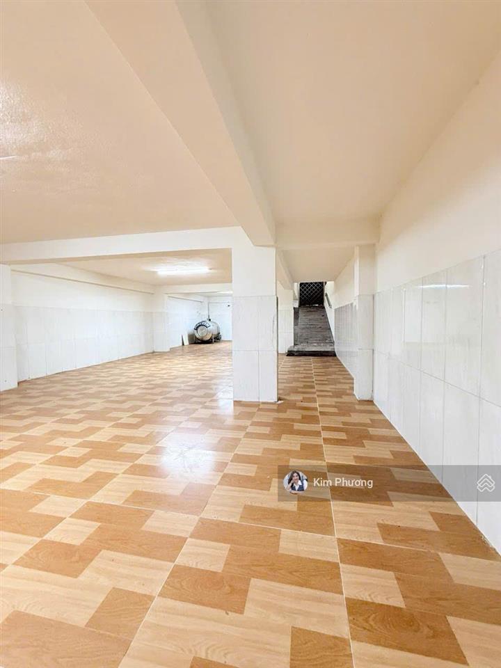 Chính chủ bán nhanh nhà 2 tầng + 1 hầm mặt tiền ngô quyền, dtsd 161m², gần biển, nhà mới vào ở ngay