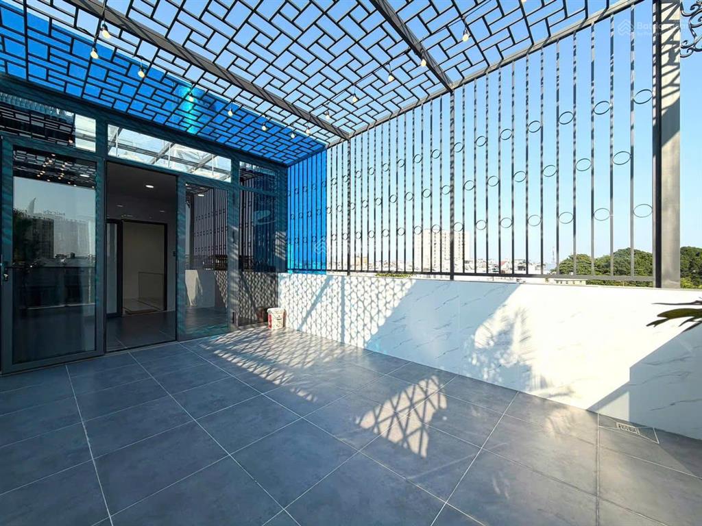 Chuyển công tác bán nhà hậu giang, 64m2, 6 tầng btct, 5 pn 6wc,thiết kế hiện đại,gần trường lam sơn