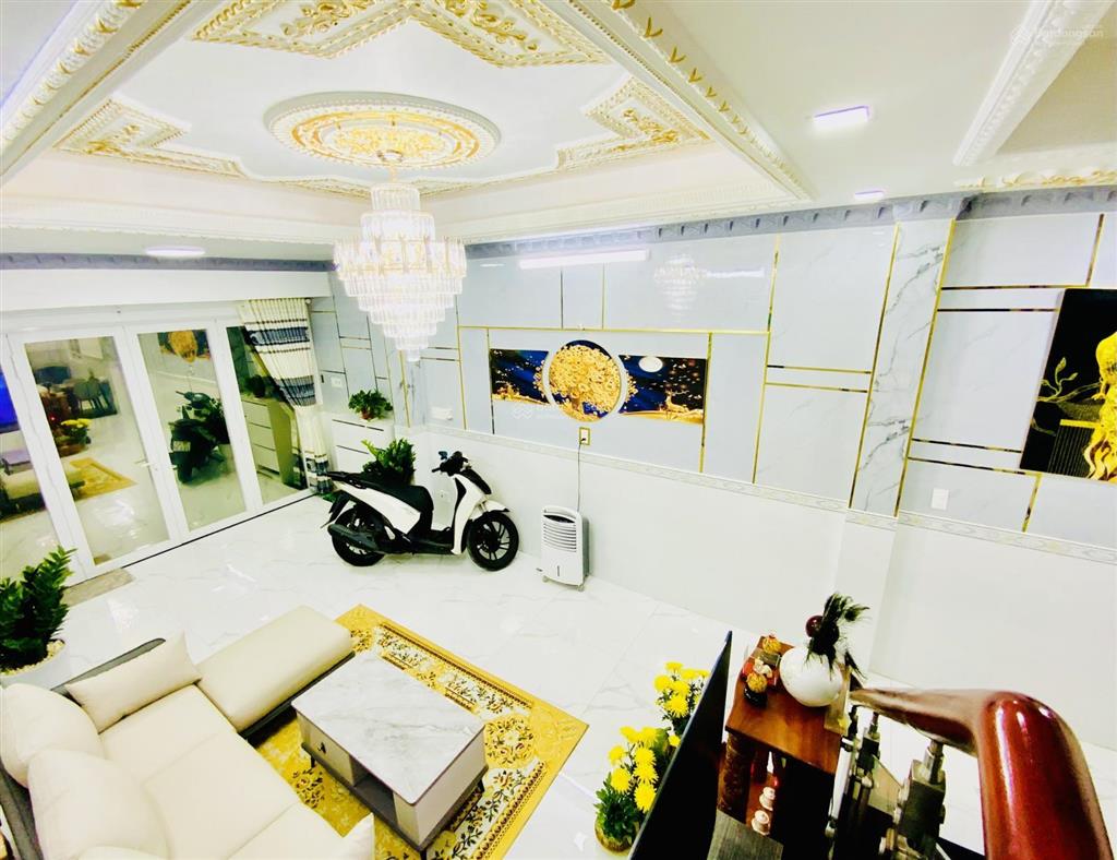 Ngộp bank bán gấp nhà gần chợ khiếu năng tĩnh, 68m2, 3 tầng đúc, 4 pn, đường rộng 5m tiện cho thuê
