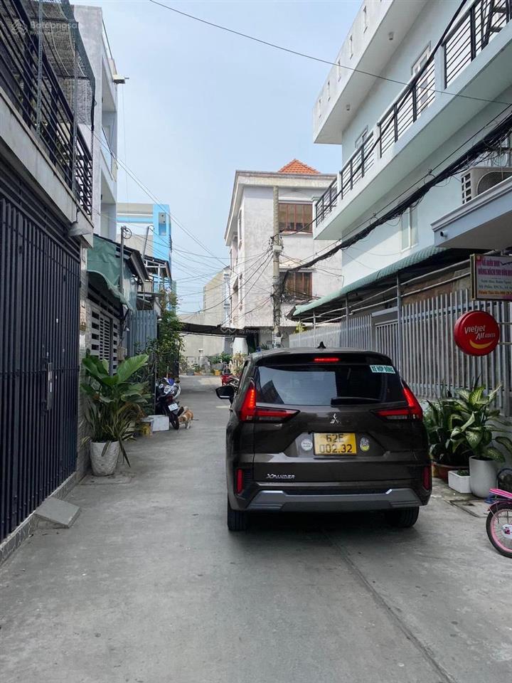 Ngộp bank bán gấp nhà gần chợ khiếu năng tĩnh, 68m2, 3 tầng đúc, 4 pn, đường rộng 5m tiện cho thuê