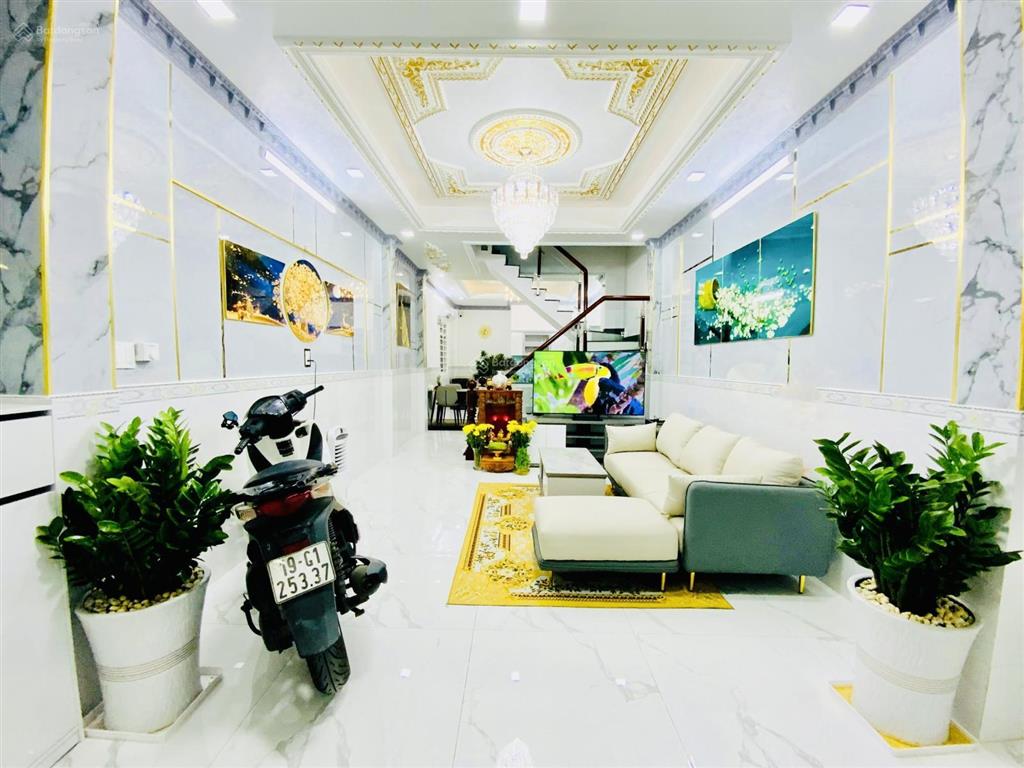 Ngộp bank bán gấp nhà gần chợ khiếu năng tĩnh, 68m2, 3 tầng đúc, 4 pn, đường rộng 5m tiện cho thuê