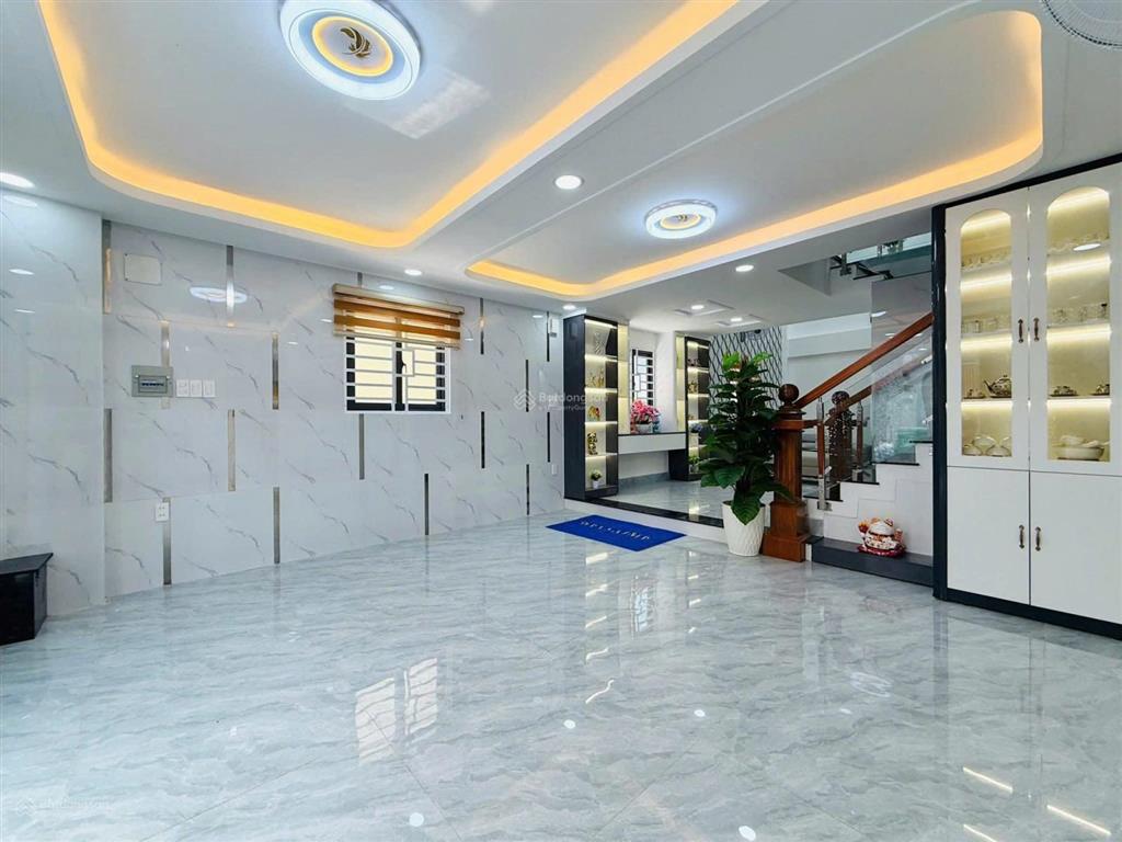 Bán gấp nhà mai xuân thưởng, 64m2, 5 tầng đúc kiên cố, 5pn 6wc, kế chợ bình tây, hẻm xe tải tới nhà