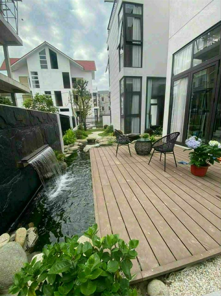 Ở nhà như nghỉ dưỡng. cách vinsmart city 10 phút. sở hữu biệt thự chỉ với 100tr/m2, hơn 20 tỷ