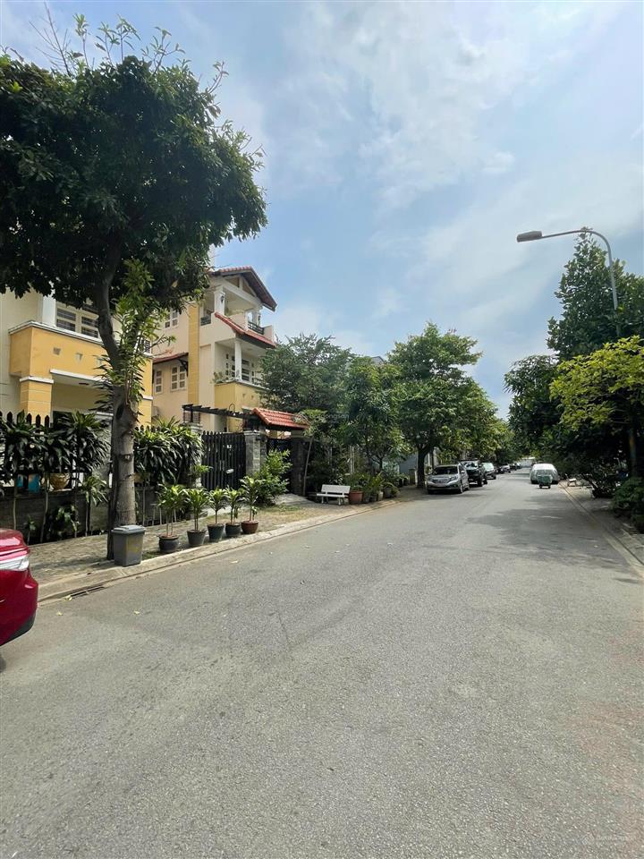 Villa giá tốt nhất lưu đình lễq2dt 9x19m3 tầnggiá 33 tỷ