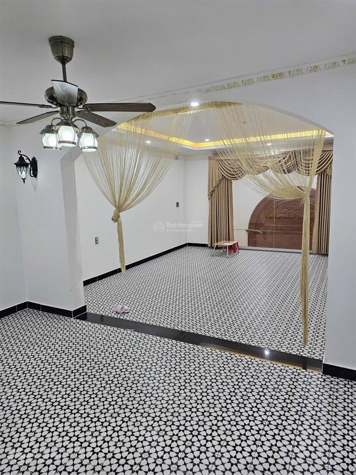 Nhà mặt tiền đường số 2, quận 8  dt 6x20m  5 tầng nhà mới  giá 12 tỷ