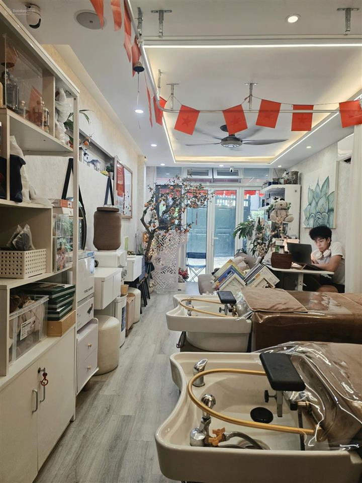 Căn nhà biết kiếm tiền ô tô đỗ cửa, vừa ở vừa kinh doanh tại số 5 ngõ 111 thiên hiền, từ liêm, hn