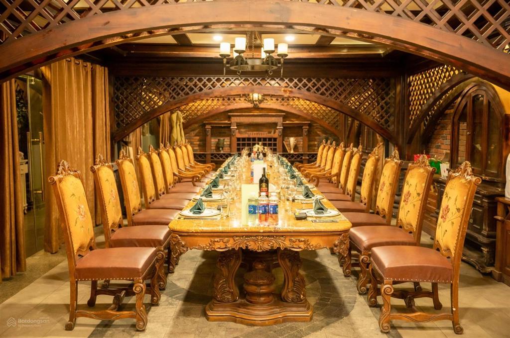 Cho thuê mặt bằng kinh doanh flagship 1600m2 khu trung hòa nhân chính