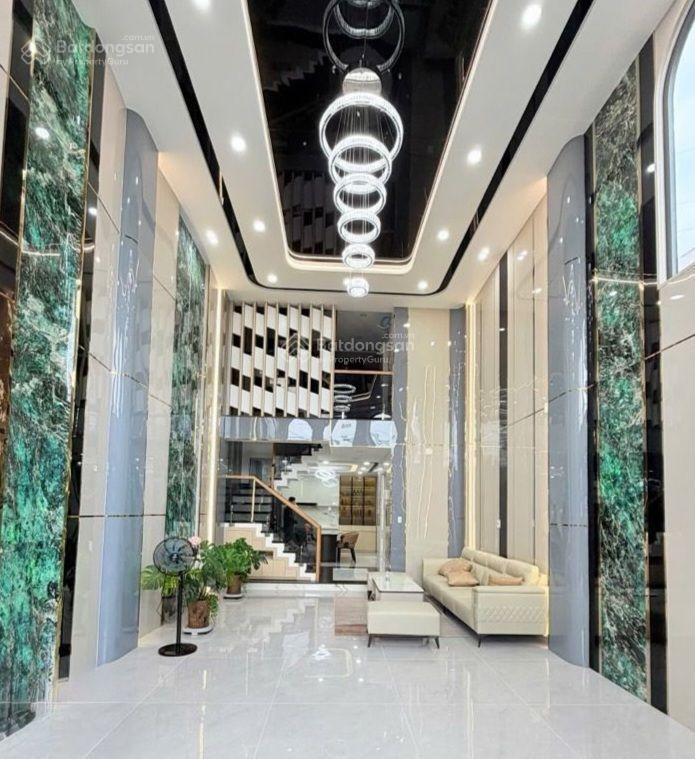 Bán gấp nhà đường cách mạng tháng tám, hẻm ô tô 84m2, 5,25x16, 5 tầng, 5pn, nhỉnh 9 tỷ.