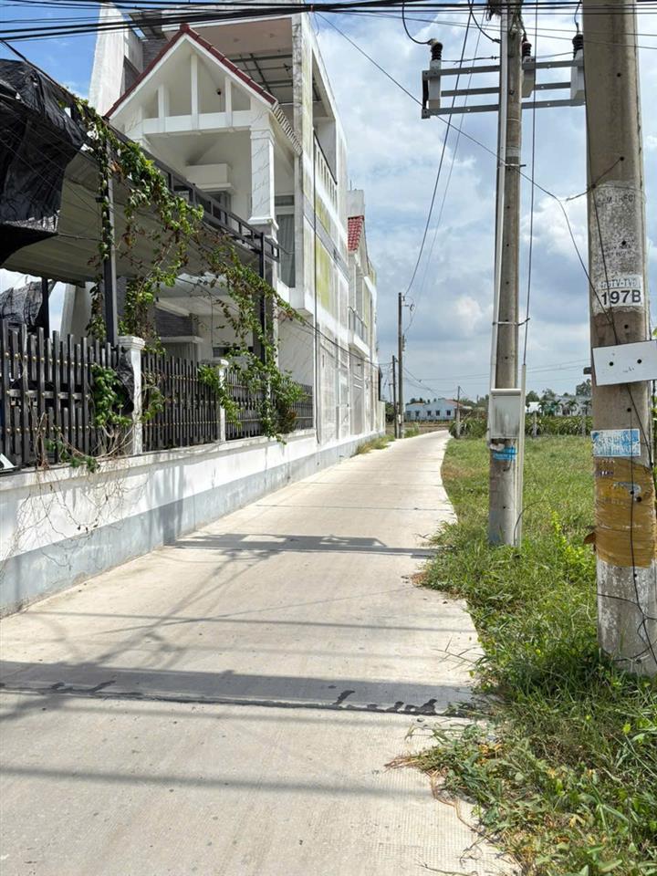Bán lô đất thổ lúa làm nhà vườn xã Thuận Mỹ giá 7,2 tỷ