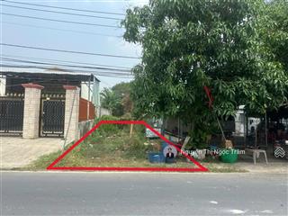 Kẹt tiền nên tôi bán lô đất 112m2 giá 1 tỷ 8 đường thanh niên xã tân thới nhì hóc môn sổ hồng riêng