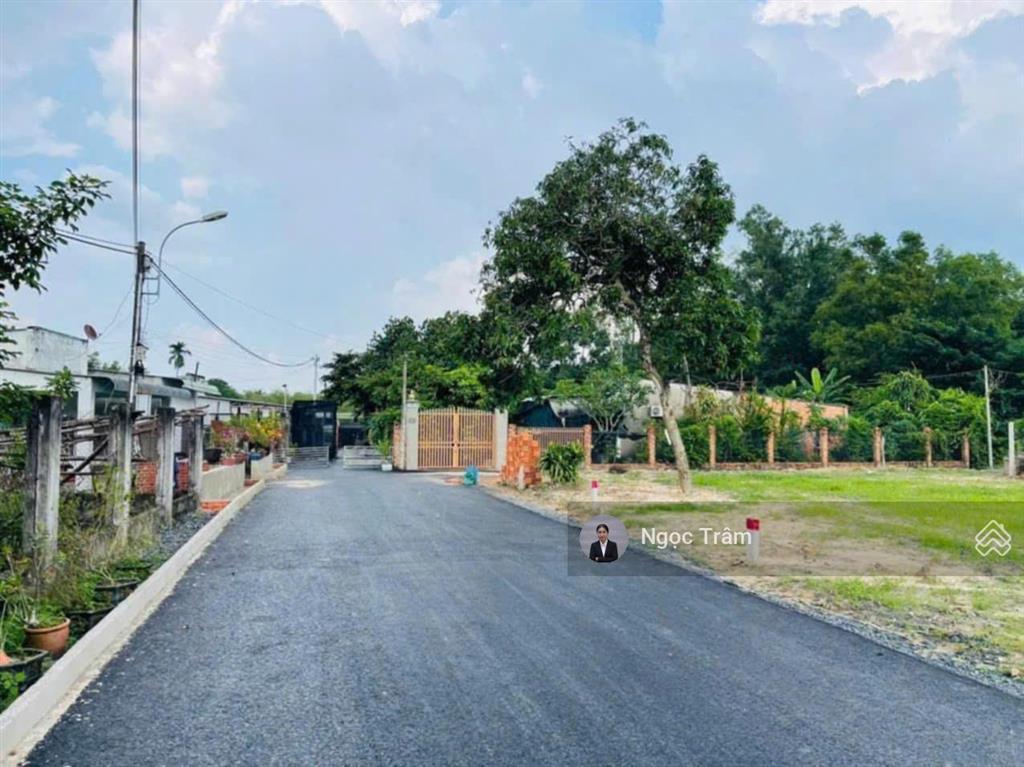 Lô đất mặt tiền đường cây trôm mỹ khánh giá 900triệu 107m2 xã phước hiệp huyện củ chi sổ hồng riêng