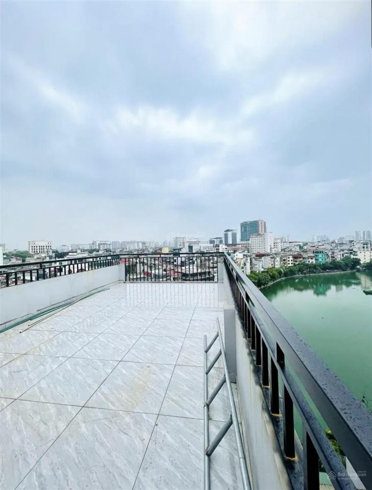 Hiếm! nhà 5 tầng view thẳng hồ  xem là muốn mua